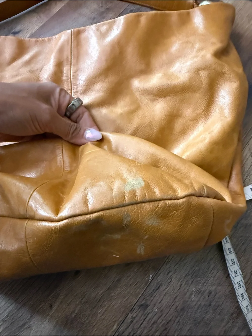 Leather Hobo Shoulder Bag in Camel w Tassel side pocket